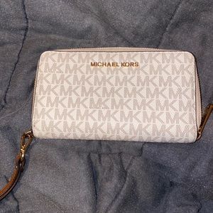 MK wallet